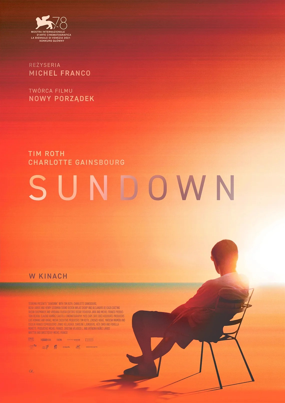 tytuł Sundown, Pomarańczowe tło, mężczyzna siedzi na leżaku. Informacje o filmie