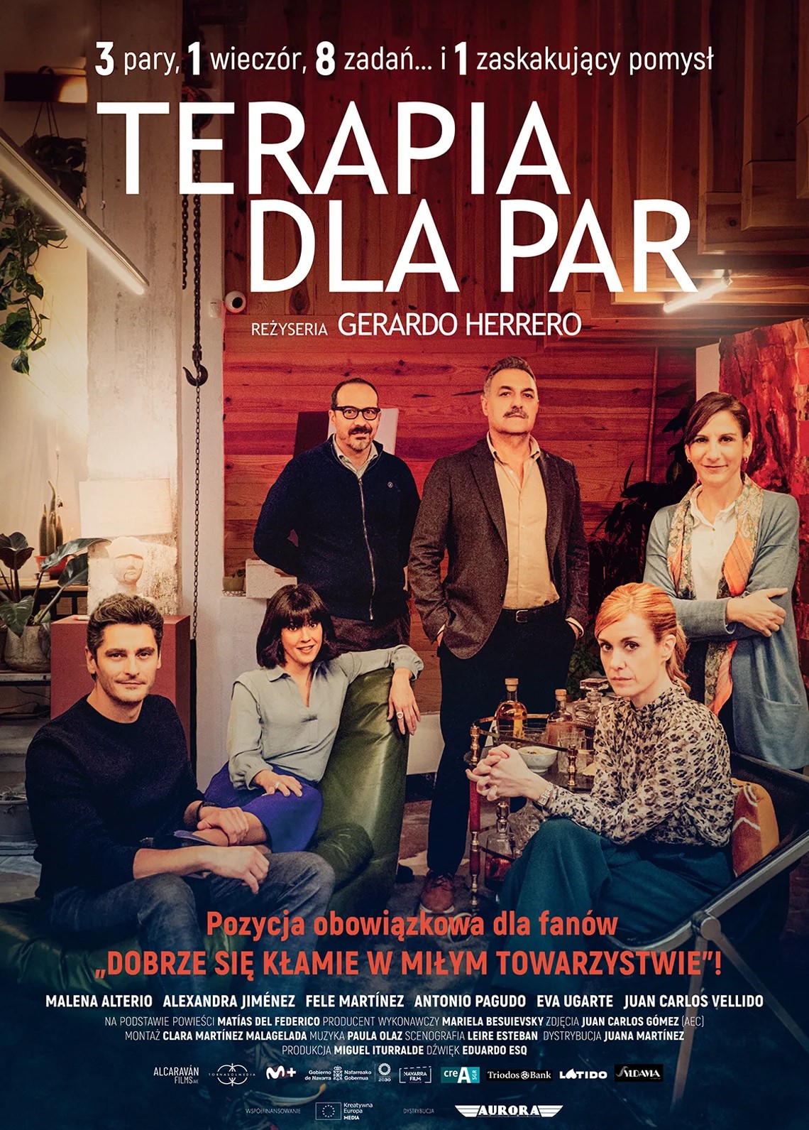 Plakat filmu pt. „Terapia dla par”. Zdjęcie bohaterów filmu, 3 3 kobiet i 3 mężczyzn w pomieszczeniu. Informacja o filmie: „Trzy pary, jeden wieczór, osiem zadań i jeden zaskakujący pomysł”.