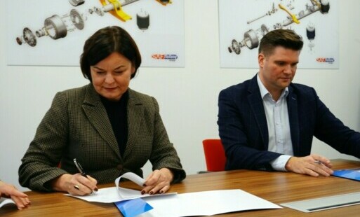 Zdjęcie do SAF-HOLLAND wspiera kolejny rocznik klasy patronackiej w SP2