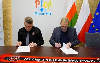 Zdjęcie do 100 000 złotych dla Klubu Piłkarskiego Piła
