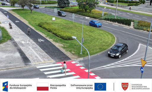 Zdjęcie do Droga rowerowa na Placu Zwycięstwa już zrealizowana